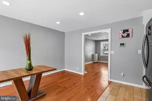 7046 Clover Ln, Upper Darby, PA 19082 - Photo 10