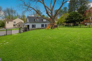 204 W Brookhaven Rd, Wallingford, PA 19086 - Photo 2