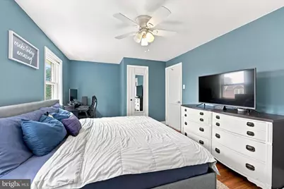 74 S Harwood Avenue, Upper Darby, PA 19082 - Photo 10