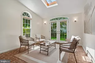 637 Heather Ln, Bryn Mawr, PA 19010 - Photo 18
