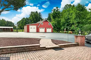 1819 Larkin Rd, Upper Chichester, PA 19061 - Photo 8