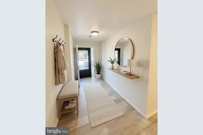 112 Eaton Dr, Wayne, PA 19087 - Photo 2