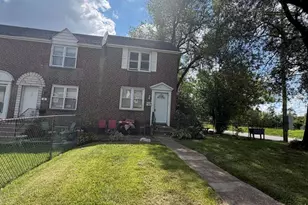 2 Ashbourne Rd, Darby, PA 19023 - Photo 16