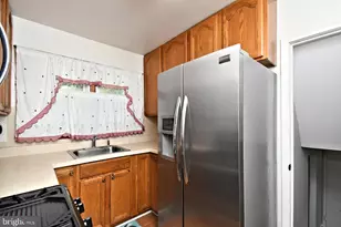 3619 Deepwater Ln, Brookhaven, PA 19015 - Photo 10