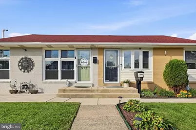515 Hazel Avenue, Folsom, PA 19033 - Photo 2