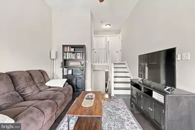 515 Hazel Avenue, Folsom, PA 19033 - Photo 4