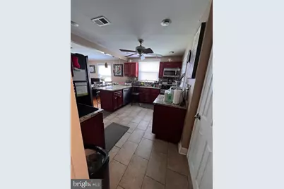920 E 20th Street, Chester, PA 19013 - Photo 6
