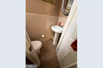 920 E 20th Street, Chester, PA 19013 - Photo 8