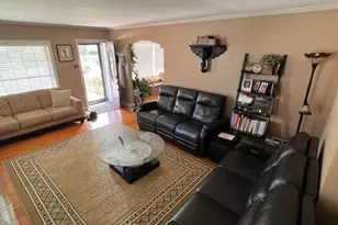920 E 20th St, Chester, PA 19013 - Photo 4