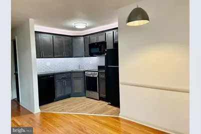 3209 W Chester Pike #D4, Newtown Square, PA 19073 - Photo 2