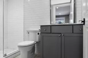200 W Wayne Ave, Wayne, PA 19087 - Photo 6