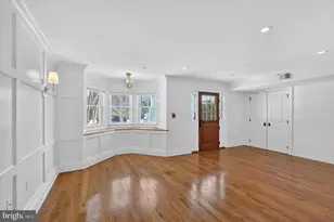 200 W Wayne Ave, Wayne, PA 19087 - Photo 4