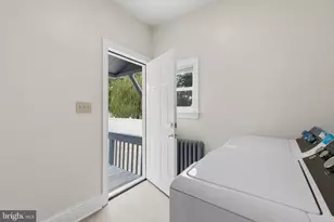 63 W Greenwood Ave, Lansdowne, PA 19050 - Photo 18