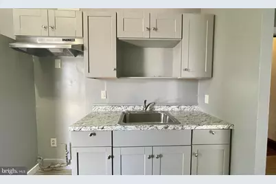 27 E 7th Street, Chester, PA 19013 - Photo 6