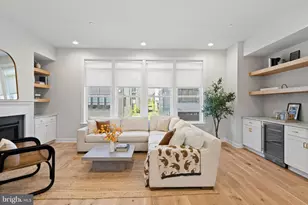 359 W Horseshoe Trail, Newtown Square, PA 19073 - Photo 6