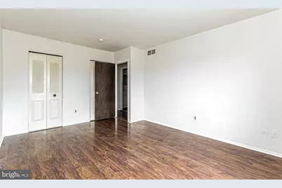5200 Hilltop Drive #AA17, Brookhaven, PA 19015 - Photo 12