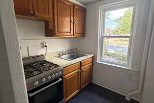 936 Simpson, Crum Lynne, PA 19022 - Photo 6