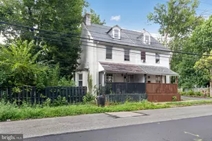 316 E 24th St, Chester, PA 19013 - Photo 1