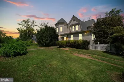 333 Oak Avenue, Sharon Hill, PA 19079 - Photo 1