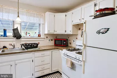 1829 Shallcross Avenue, Folcroft, PA 19032 - Photo 10