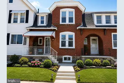 17 Walnut Street, Marcus Hook, PA 19061 - Photo 1
