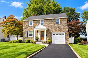 27 Althea Ln, Morton, PA 19070 - Photo 2