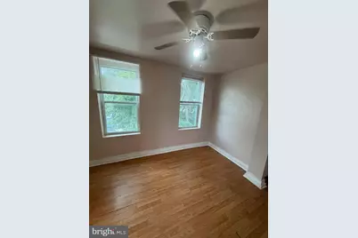 943 Maple Terrace, Darby, PA 19023 - Photo 6