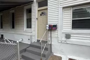 943 Maple Terrace, Darby, PA 19023 - Photo 4