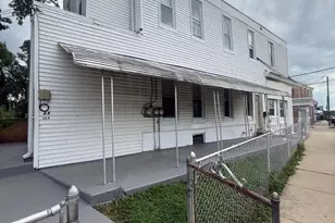 943 Maple Terrace, Darby, PA 19023 - Photo 2