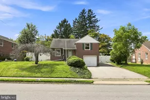20 N Malin Rd, Broomall, PA 19008 - Photo 2