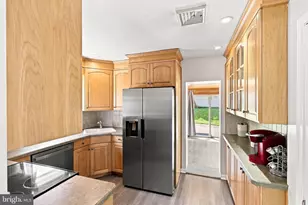 20 N Malin Rd, Broomall, PA 19008 - Photo 10