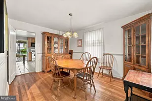 244 E Turnbull Ave, Havertown, PA 19083 - Photo 6