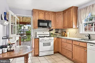 244 E Turnbull Ave, Havertown, PA 19083 - Photo 10