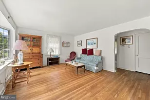 244 E Turnbull Ave, Havertown, PA 19083 - Photo 4