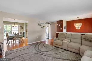 677 Meetinghouse Rd, Upper Chichester, PA 19061 - Photo 4