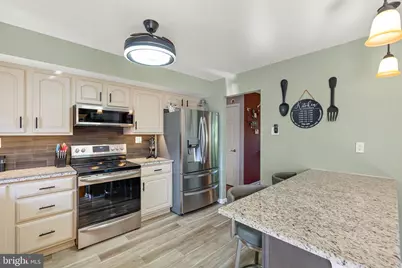 677 Meetinghouse Road, Upper Chichester, PA 19061 - Photo 6