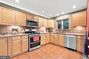 425 Bartlett Ave, Ridley Park, PA 19078 - Photo 10