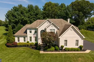 8 Jesse Ct, Glen Mills, PA 19342 - Photo 2