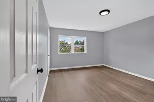 153 W 21st St, Chester, PA 19013 - Photo 22