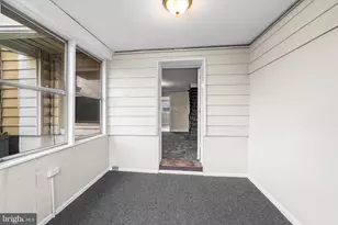 7134 Radbourne Rd, Upper Darby, PA 19082 - Photo 4