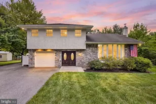 168 Mansion Rd, Newtown Square, PA 19073 - Photo 1