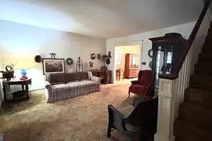 139 Lafayette Ave, Collingdale, PA 19023 - Photo 4