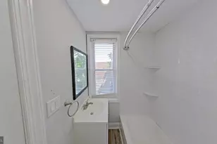610 E 9th St, Chester, PA 19013 - Photo 6