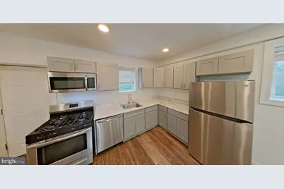 610 E 9th Street #1, Chester, PA 19013 - Photo 10