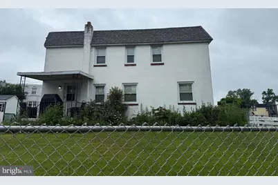 157 Crum Creek Drive, Woodlyn, PA 19094 - Photo 2