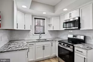 2314 Upland St, Chester, PA 19013 - Photo 10