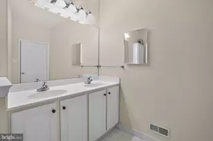 45 Dresner Cir, Upper Chichester, PA 19061 - Photo 30