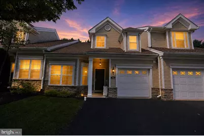 45 Dresner Circle, Upper Chichester, PA 19061 - Photo 2