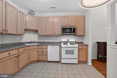 45 Dresner Circle, Upper Chichester, PA 19061 - Photo 8