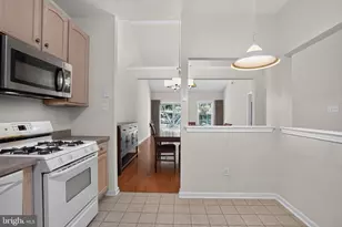 45 Dresner Cir, Upper Chichester, PA 19061 - Photo 10